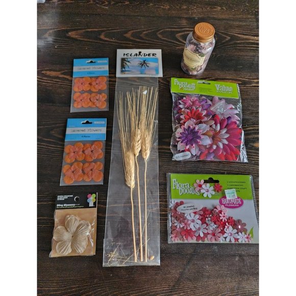 LOT - Journal Scrapbook Embellishments Flowers & Plants 3D Retired New #25 - Picture 1 of 12
